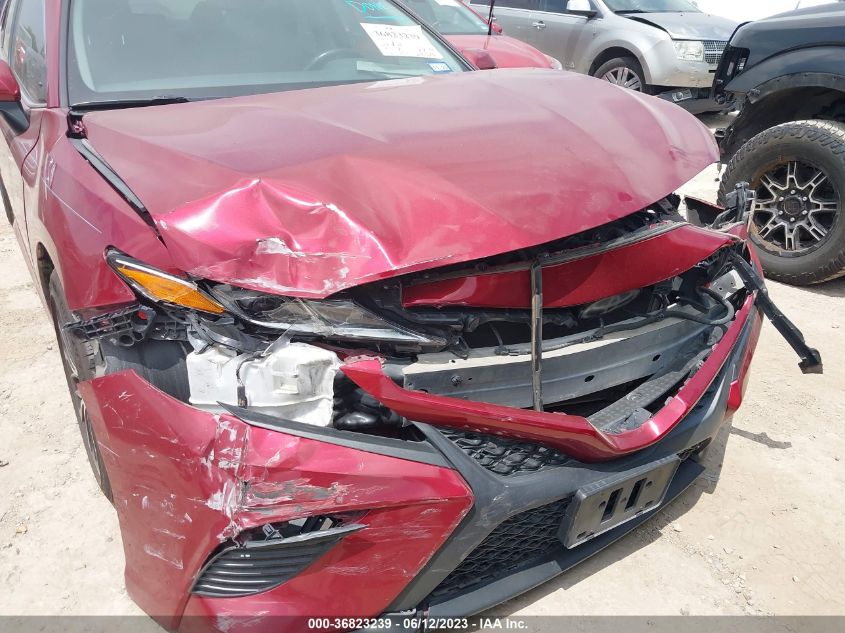 2018 TOYOTA CAMRY LE/SE/XLE/L - 4T1B11HK0JU556753