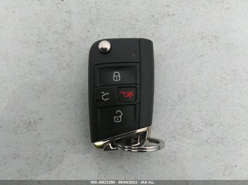 2018 VOLKSWAGEN GOLF S/SE - 3VWG17AU2JM251670