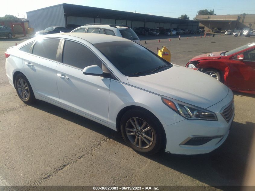 2015 HYUNDAI SONATA 2.4L SE - 5NPE24AF3FH038408