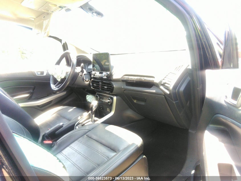 VIN MAJ6S3KL4KC261393 2019 FORD ECOSPORT TITANIUM