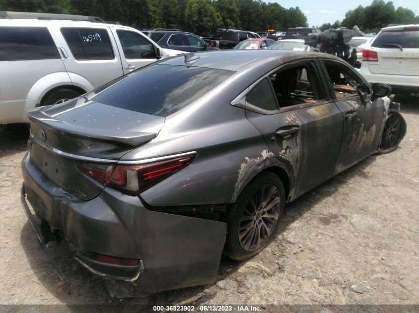 2019 LEXUS ES ES 300H - JTHB21B16K2016840