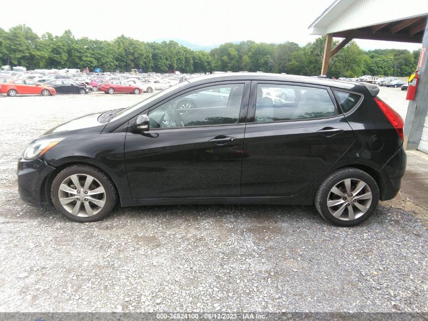 2013 HYUNDAI ACCENT SE - KMHCU5AEXDU104577