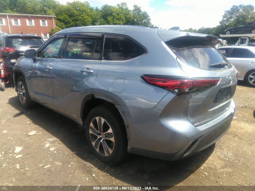 2021 TOYOTA HIGHLANDER XLE - 5TDHZRBH2MS078542