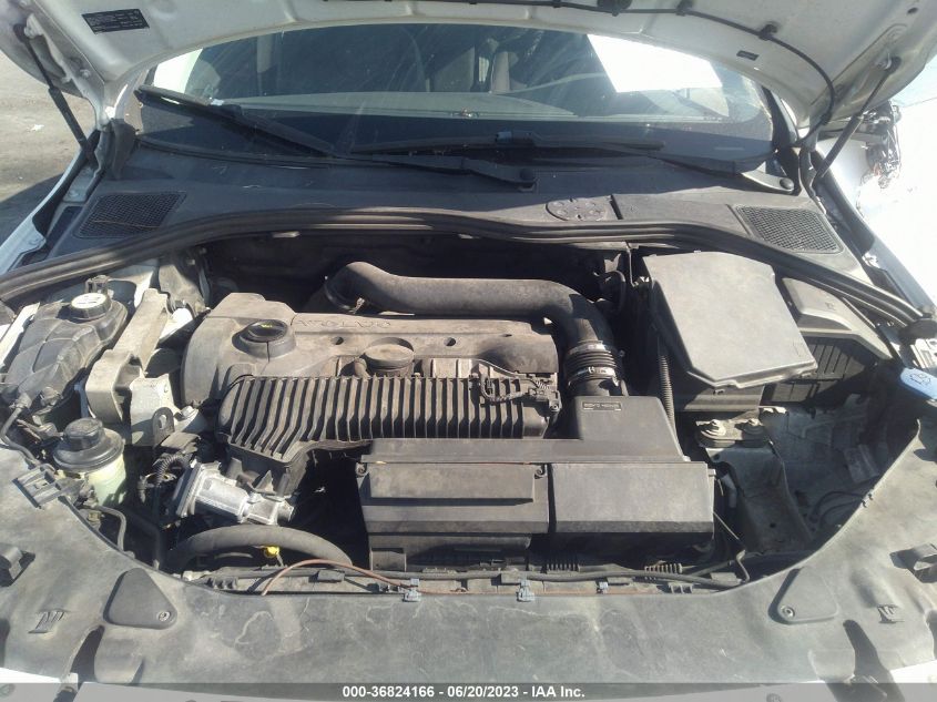 2013 VOLVO S60 T5 - YV1612FS8D1215406