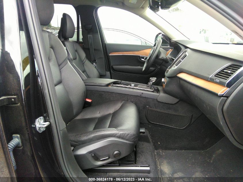 2021 VOLVO XC90 MOMENTUM - YV4A22PK1M1679856