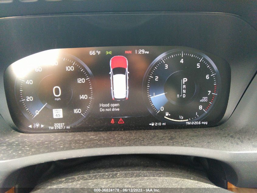 2021 VOLVO XC90 MOMENTUM - YV4A22PK1M1679856