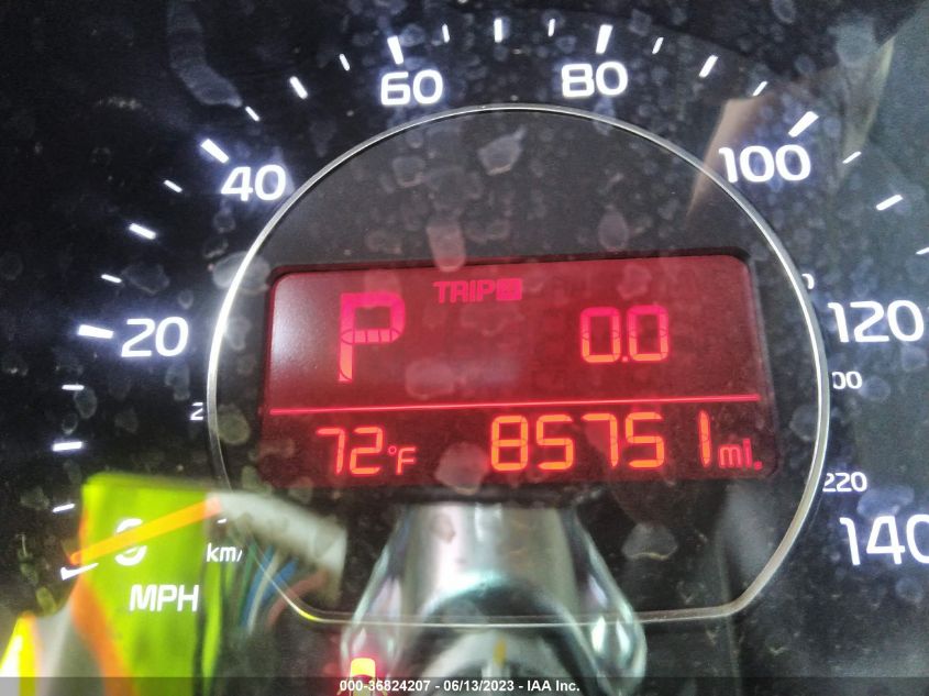 2016 KIA SOUL + - KNDJP3A50G7353416
