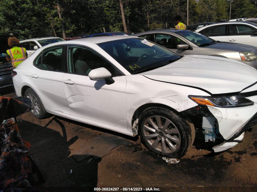 2020 TOYOTA CAMRY LE - 4T1L11AK2LU970067