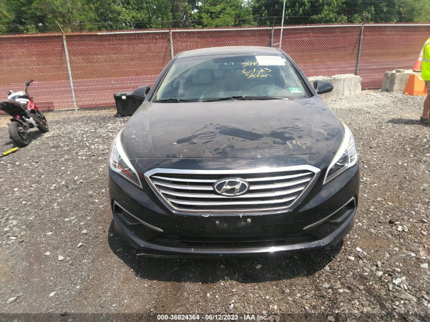 2016 HYUNDAI SONATA 2.4L SE - 5NPE24AF5GH314881