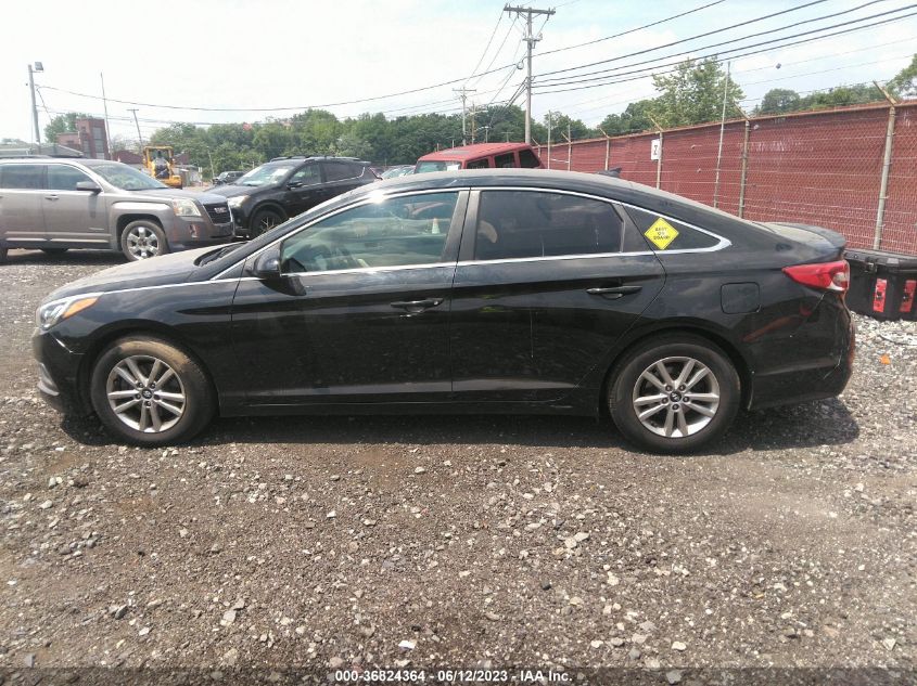 2016 HYUNDAI SONATA 2.4L SE - 5NPE24AF5GH314881