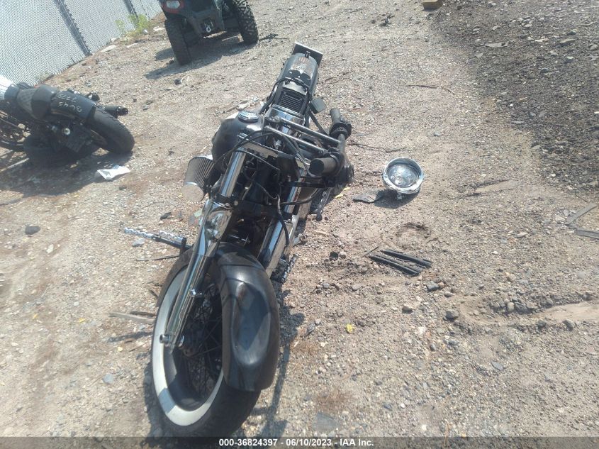2009 HARLEY-DAVIDSON FLSTC - 1HD1BW5199Y045227