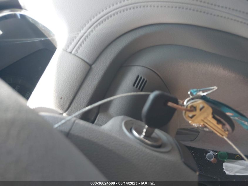 2017 CHEVROLET TRAVERSE LT - 1GNKRGKD9HJ168238