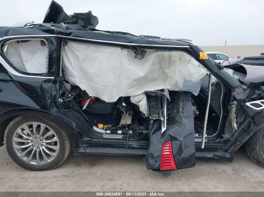 2016 INFINITI QX80 - JN8AZ2NE1G9125884