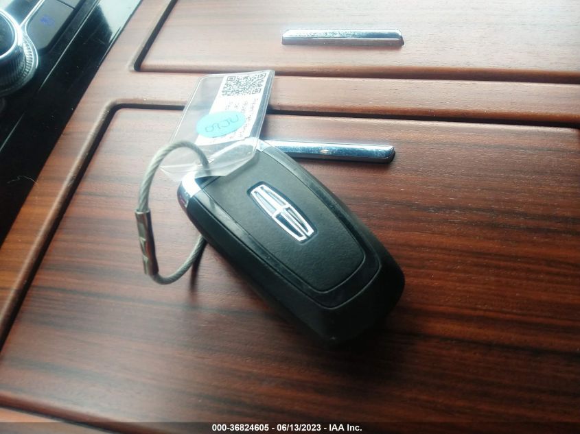 2021 LINCOLN NAVIGATOR RESERVE - 5LMJJ2KT7MEL06943