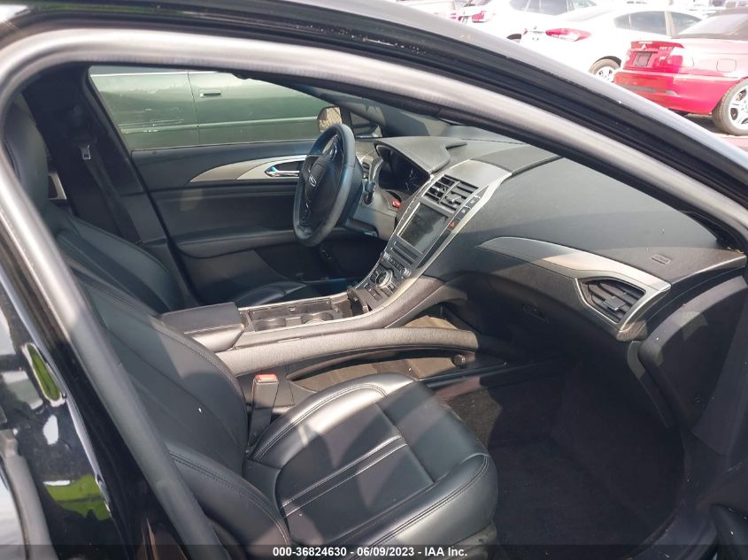 2017 LINCOLN MKZ HYBRID PREMIERE - 3LN6L5KU9HR632758