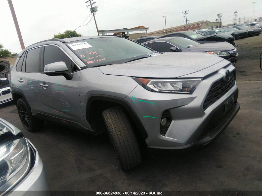 2020 TOYOTA RAV4 XLE - 2T3W1RFV8LW102578
