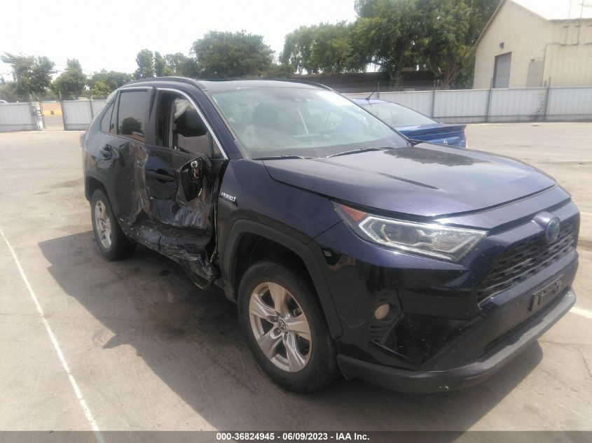 2020 TOYOTA RAV4 HYBRID XLE - JTMRWRFVXLJ045507