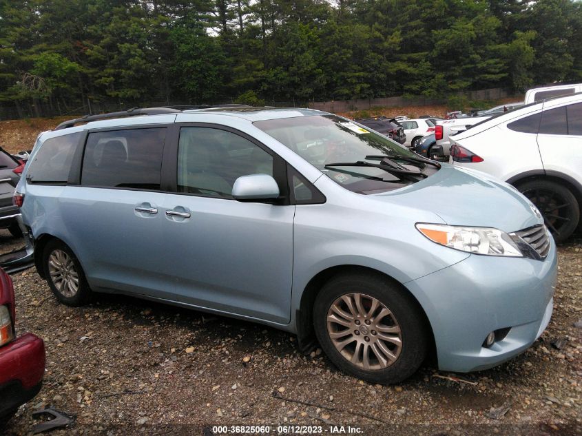 5TDYZ3DC0HS845535 2017 TOYOTA SIENNA, photo no. 14