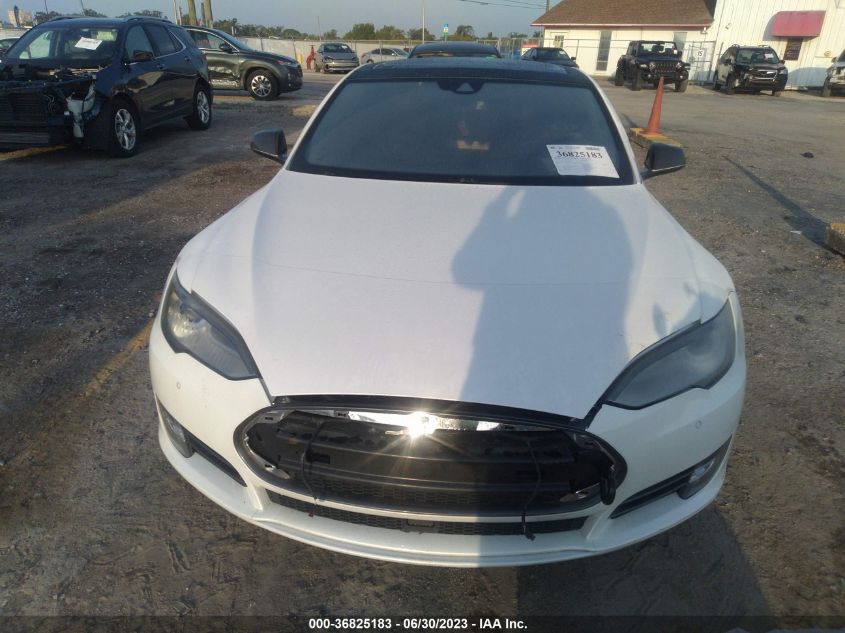 2016 TESLA MODEL S - 5YJSA1E49GF129292