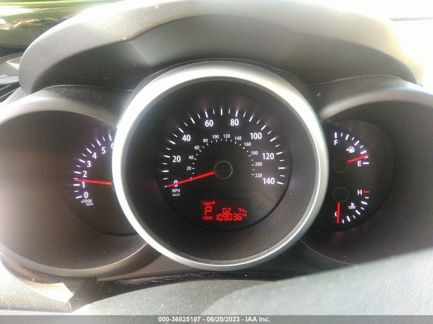 2013 KIA SOUL + - KNDJT2A60D7505446