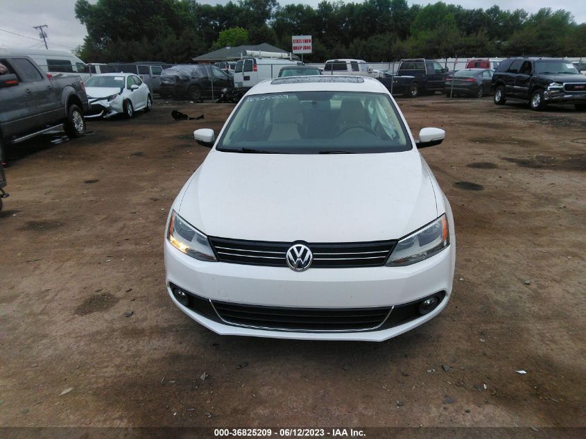 2013 VOLKSWAGEN JETTA SEDAN SEL W/NAV - 3VWLX7AJ9DM387124