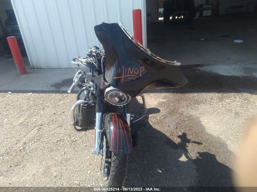 2011 HARLEY-DAVIDSON FLHXSE2 1HD1PZ817BB950427