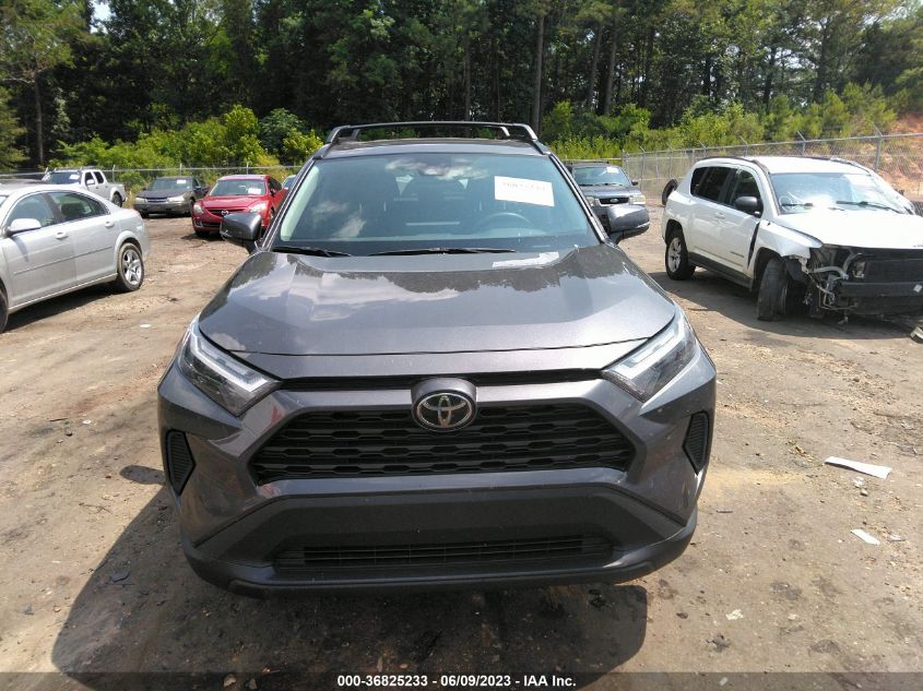 2022 TOYOTA RAV4 XLE - 2T3W1RFV6NC200447