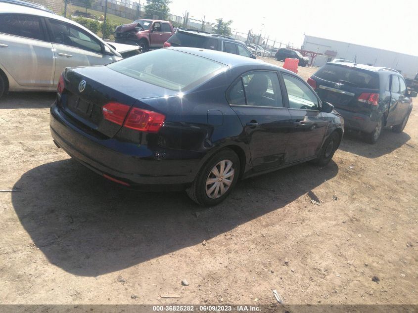 2014 VOLKSWAGEN JETTA SEDAN S - 3VW2K7AJ3EM382495