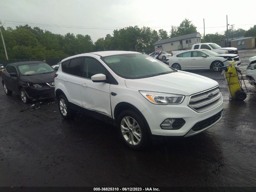 2019 FORD ESCAPE SE - 1FMCU9GD8KUA43748