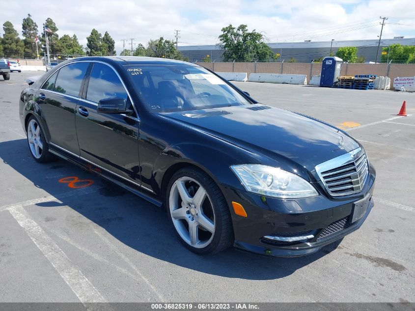 2013 MERCEDES-BENZ S-CLASS S 550 - WDDNG7DB1DA512233