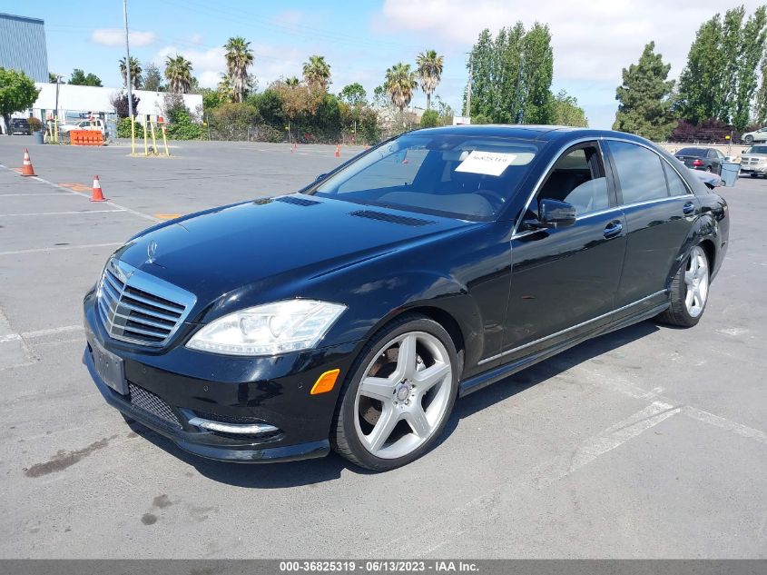 2013 MERCEDES-BENZ S-CLASS S 550 - WDDNG7DB1DA512233