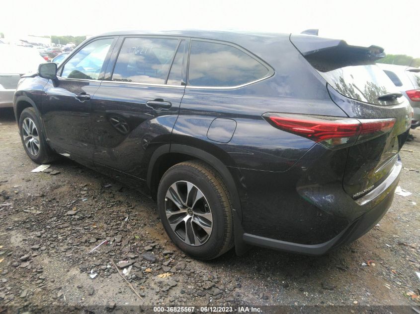 2022 TOYOTA HIGHLANDER XLE - 5TDGZRBH4NS569028