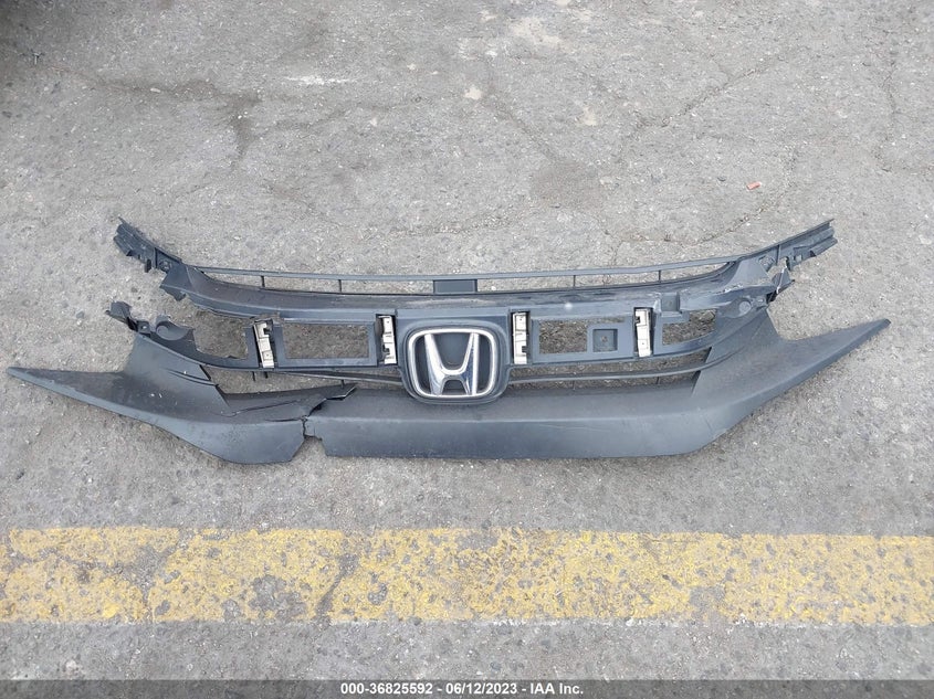 VIN 2HGFC2F79JH601228 2018 HONDA CIVIC SEDAN EX