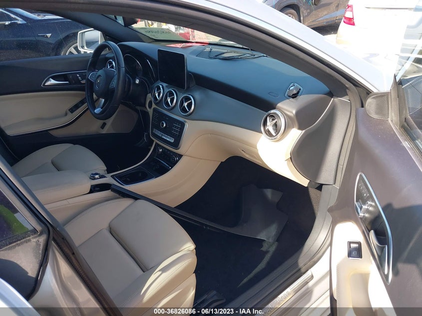 VIN WDDSJ4EB4HN421537 2017 MERCEDES-BENZ CLA 250