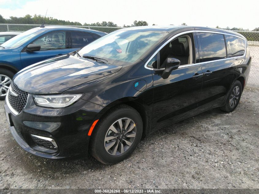 2023 CHRYSLER PACIFICA HYBRID TOURING L - 2C4RC1L70PR569265