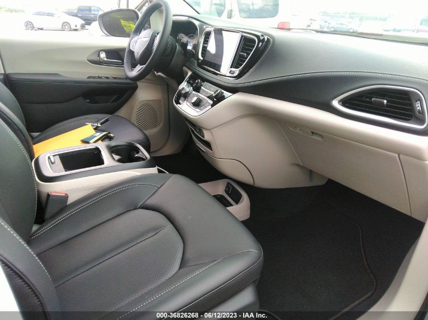 2023 CHRYSLER PACIFICA HYBRID TOURING L - 2C4RC1L70PR569265