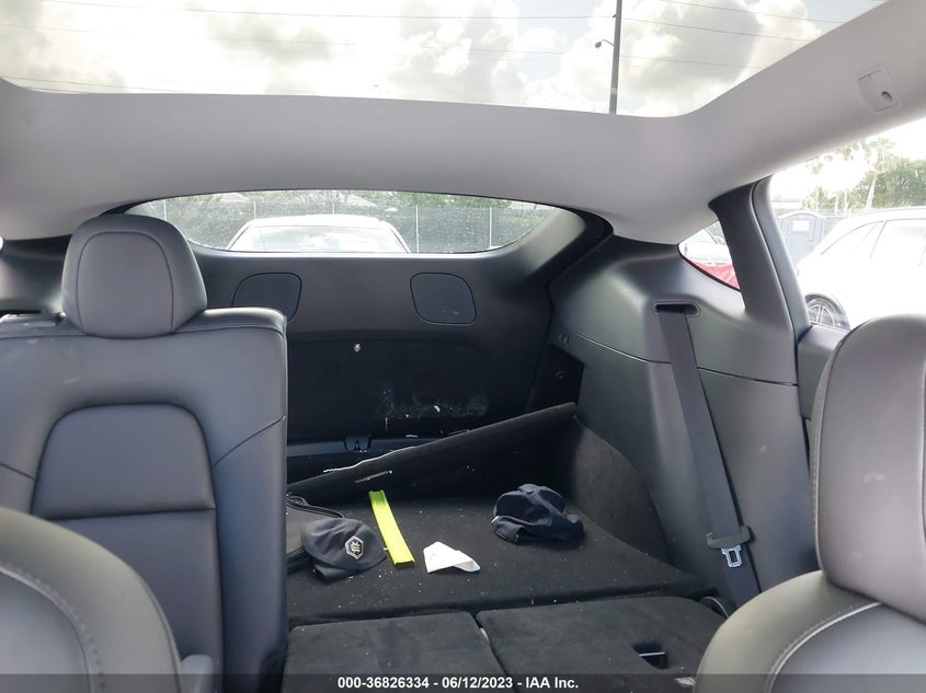 VIN 5YJYGDEE4MF296125 2021 TESLA MODEL Y LONG RANGE