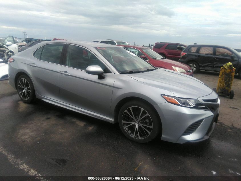 2020 TOYOTA CAMRY SE - 4T1G11AK8LU870556