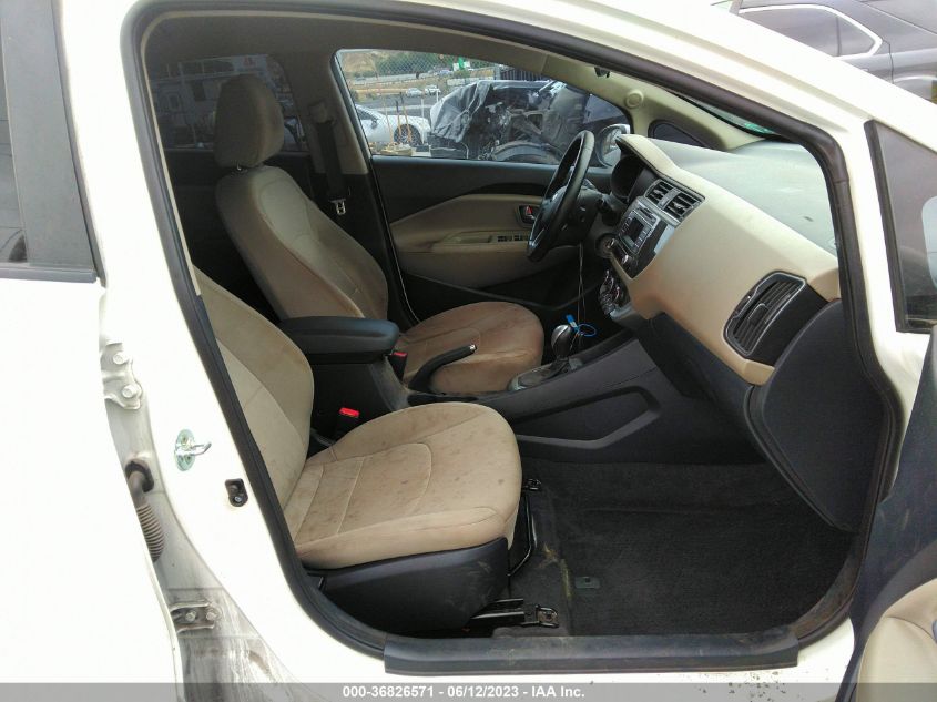 2016 KIA RIO EX - KNADN4A35G6678962