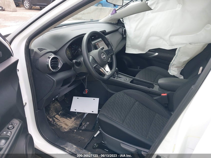 VIN 3N1CP5CV4PL521915 2023 NISSAN KICKS SV