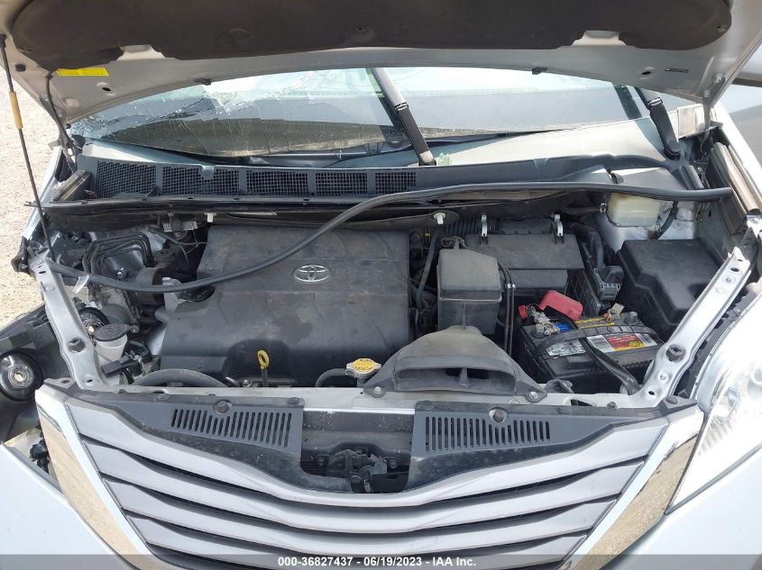 2015 TOYOTA SIENNA XLE - 5TDYK3DC0FS565132
