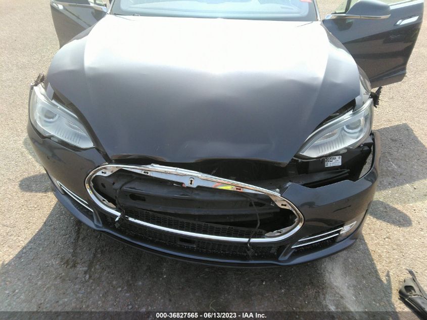 2016 TESLA MODEL S 90D/70D/75D/60D/85D - 5YJSA1E24GF132986