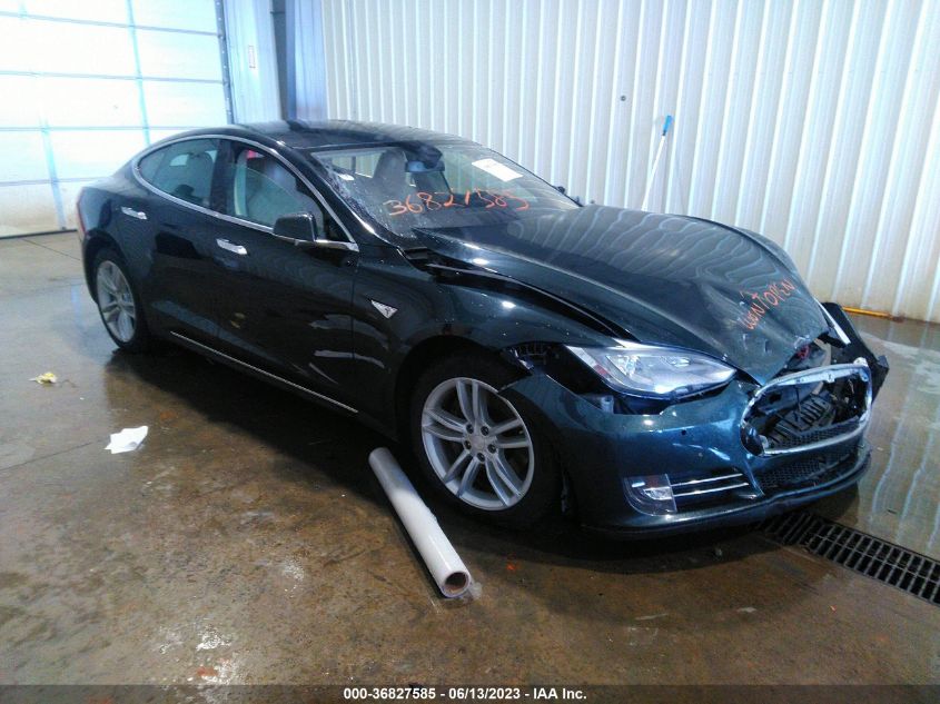 2014 TESLA MODEL S 60 KWH BATTERY/P85 - 5YJSA1H18EFP60887