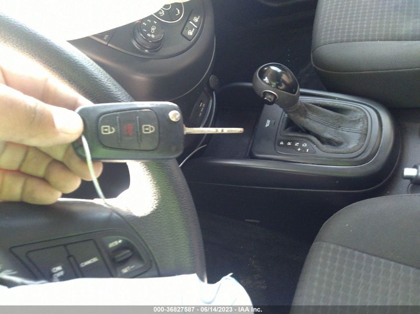 2013 KIA SOUL BASE - KNDJT2A59D7591931