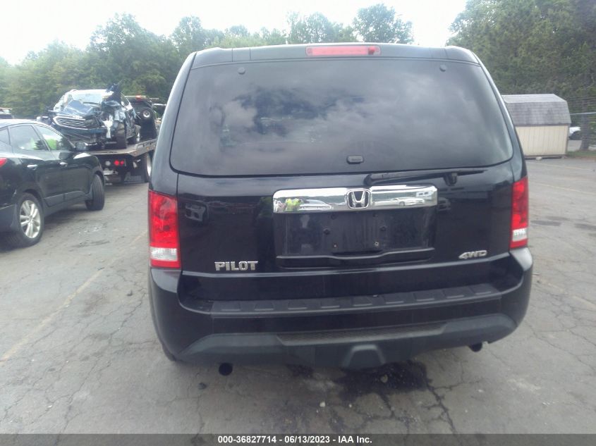 2015 HONDA PILOT LX - 5FNYF4H28FB078700