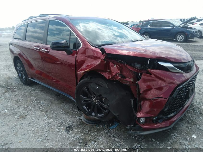 2022 TOYOTA SIENNA XSE - 5TDXRKEC8NS120846