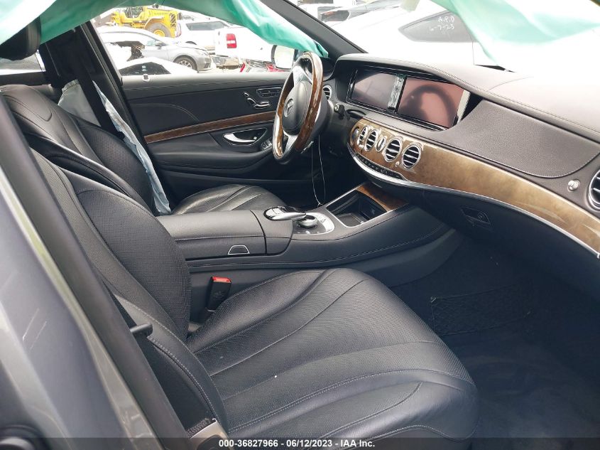 2015 MERCEDES-BENZ S-CLASS S 550 - WDDUG8CB7FA127331