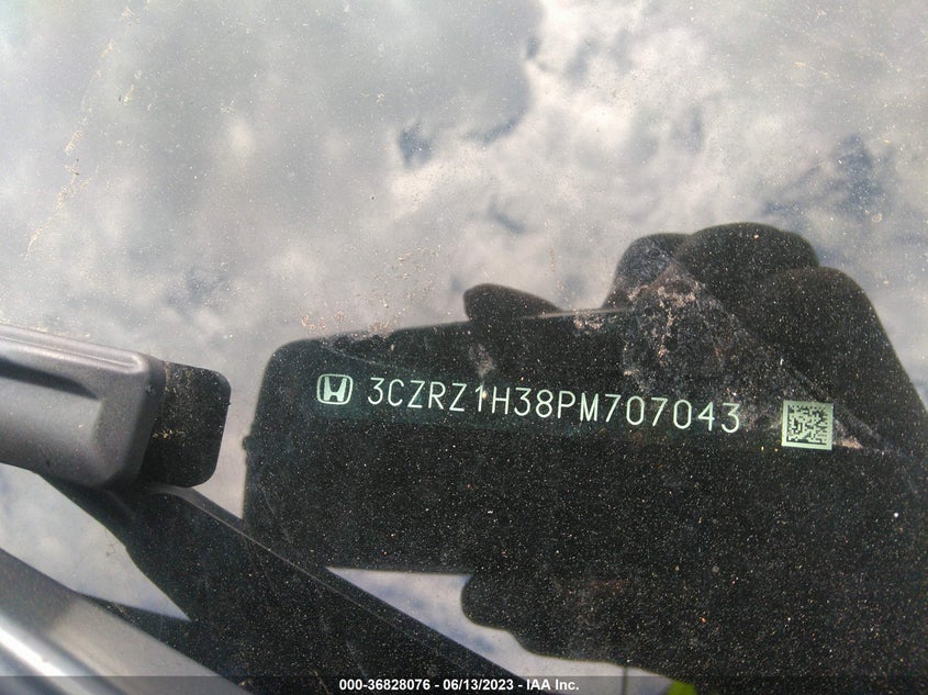 VIN 3CZRZ1H38PM707043 2023 HONDA HR-V LX