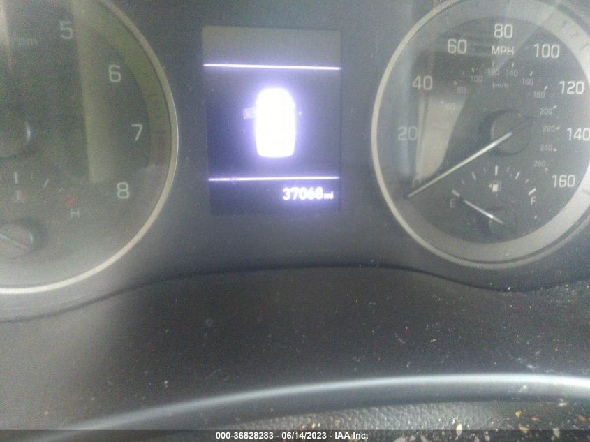 2020 HYUNDAI TUCSON SE - KM8J23A42LU077639