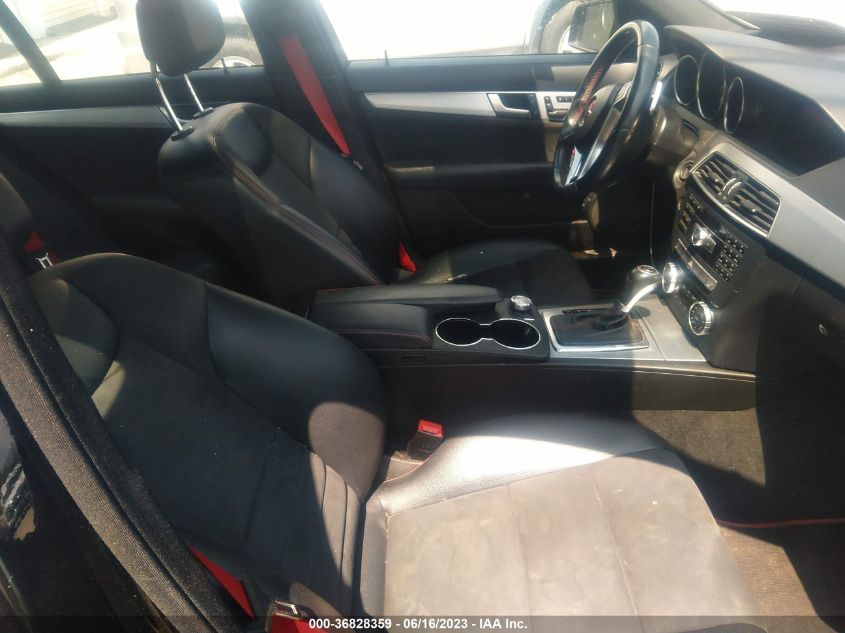 2013 MERCEDES-BENZ C-CLASS C 250 - WDDGF4HB5DA840033